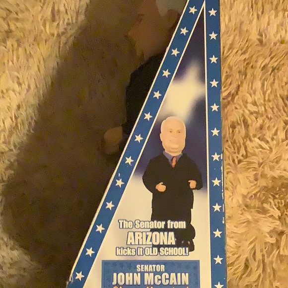 John McCain talking doll - Picture 3 of 5